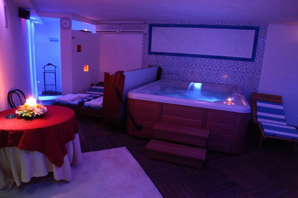 Sirena Boutique Hotel Gabicce Mare Kültér fotó