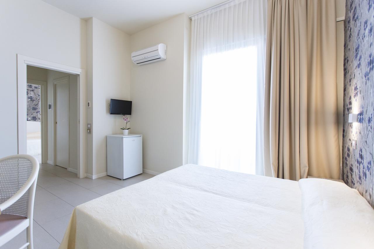 Sirena Boutique Hotel Gabicce Mare Kültér fotó