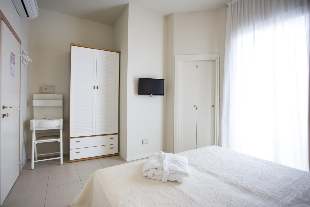 Sirena Boutique Hotel Gabicce Mare Kültér fotó