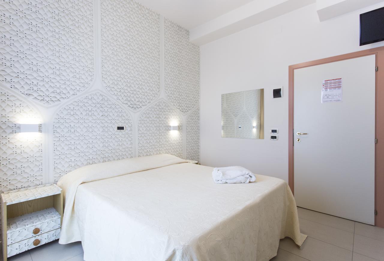 Sirena Boutique Hotel Gabicce Mare Kültér fotó