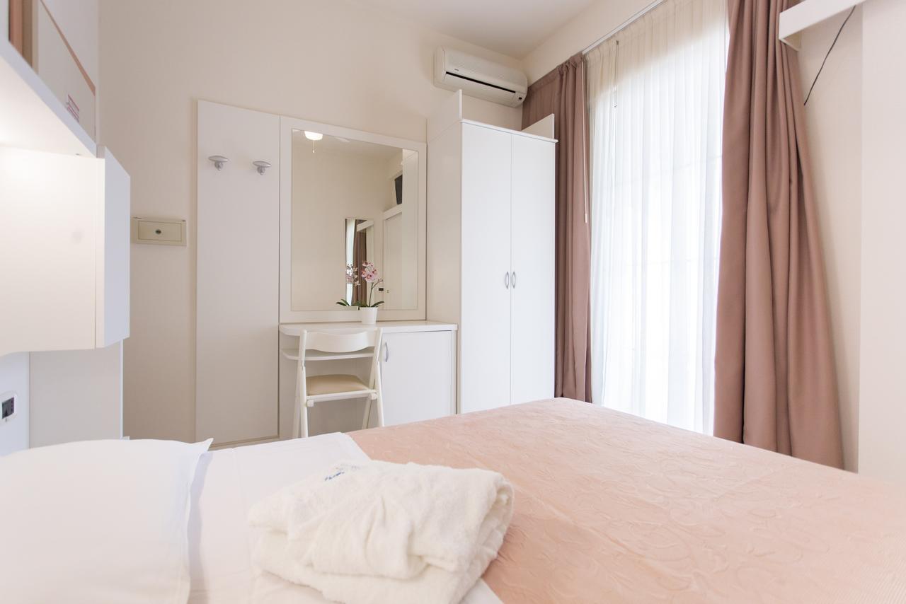 Sirena Boutique Hotel Gabicce Mare Kültér fotó