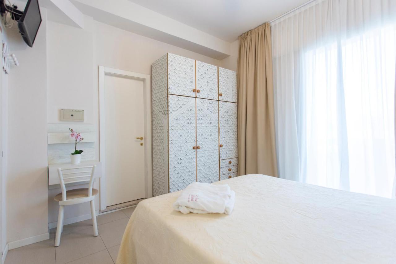 Sirena Boutique Hotel Gabicce Mare Kültér fotó